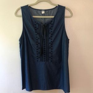 Like New! Chambray Sleeveless Blouse